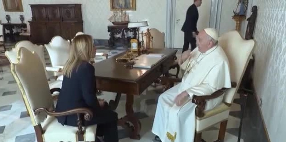 PAPA FRANCESCO AL G7 IN PUGLIA A GIUGNO DOPO “DIGNITAS INFINITA”. FORSE L’ALBA DI UNA RITROVATA “DIGNITAS” PER IL PAPATO? GIORGIA MELONI “DONNA DELLA PROVVIDENZA”?