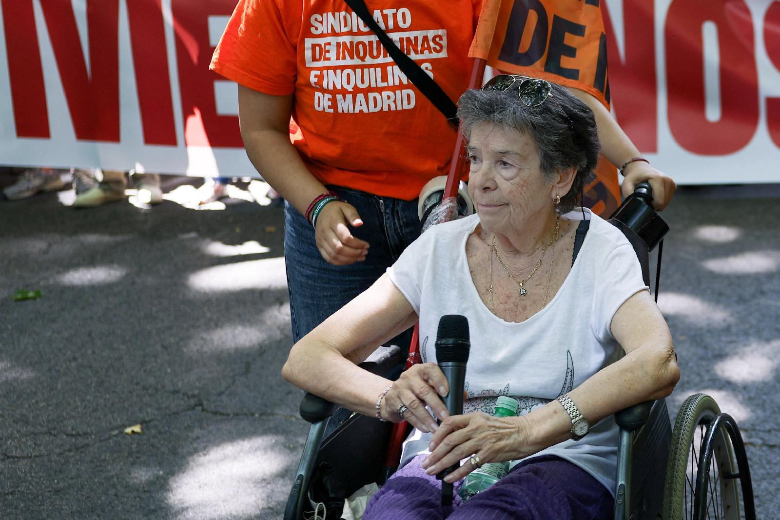 E’ MORTA IN OSPEDALE MARIACARMEN ABASCAL, LA OTTANTASETTENNE SIMBOLO DELLE PROTESTE SPAGNOLE PER IL DIRITTO ALLA CASA